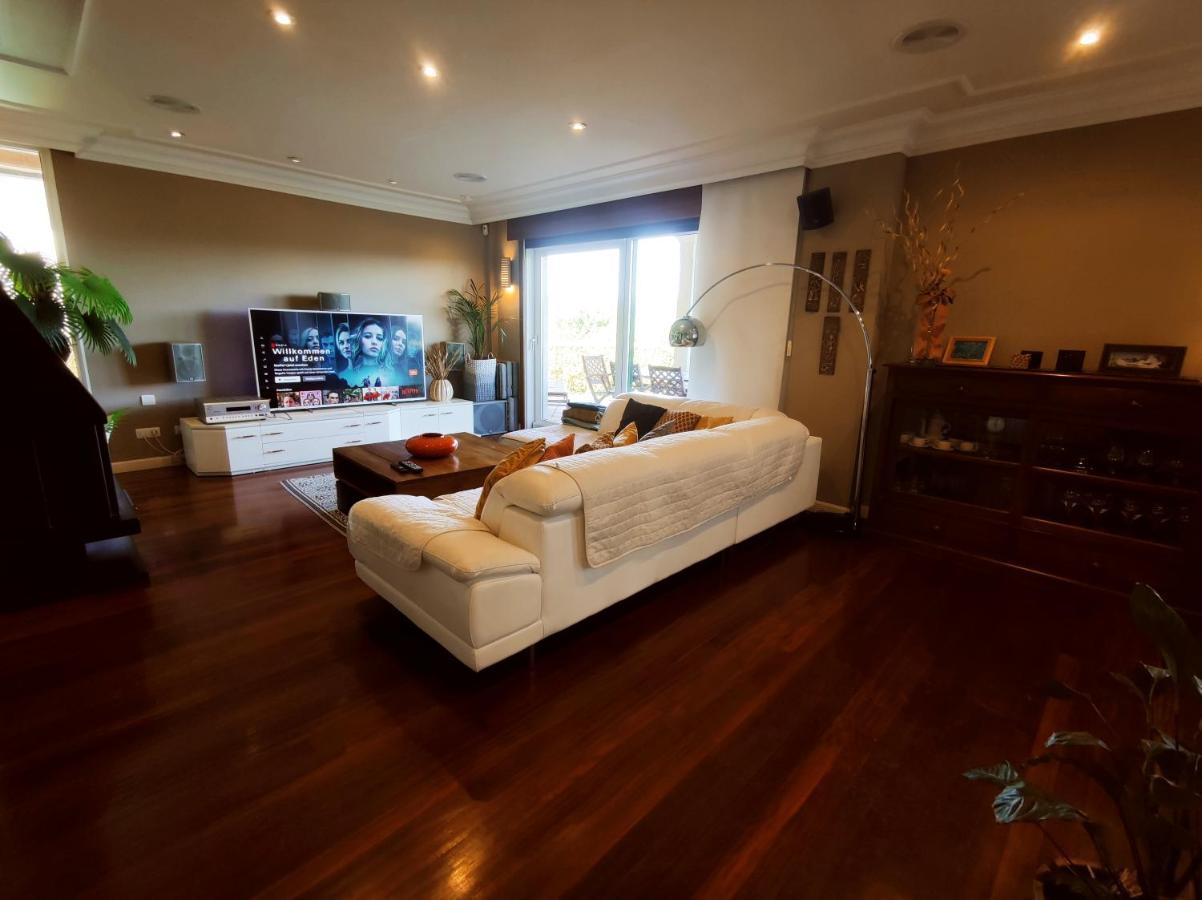 Hhc - Holidays House Compostela Сантьяго-де-Компостела Экстерьер фото