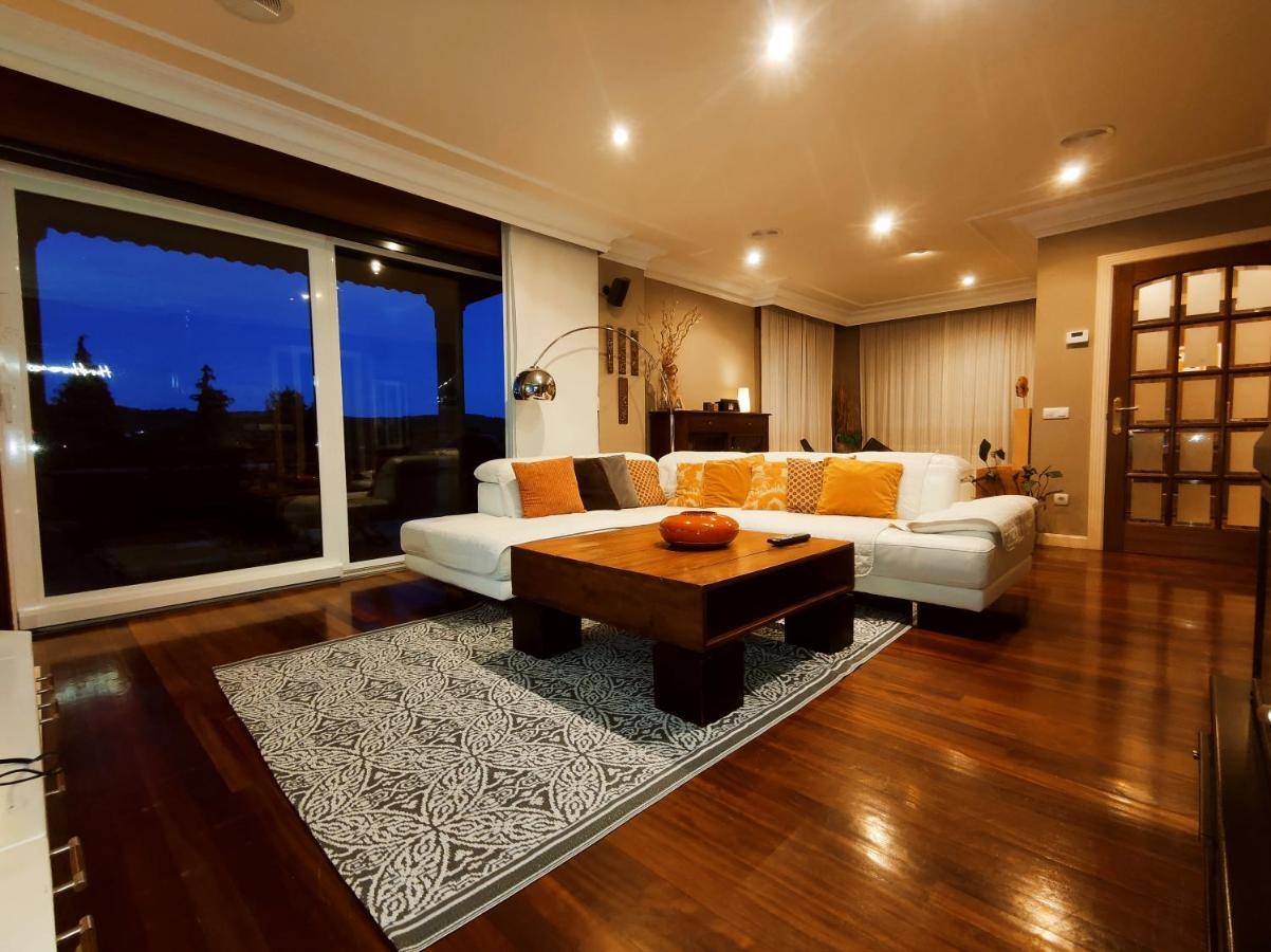 Hhc - Holidays House Compostela Сантьяго-де-Компостела Экстерьер фото