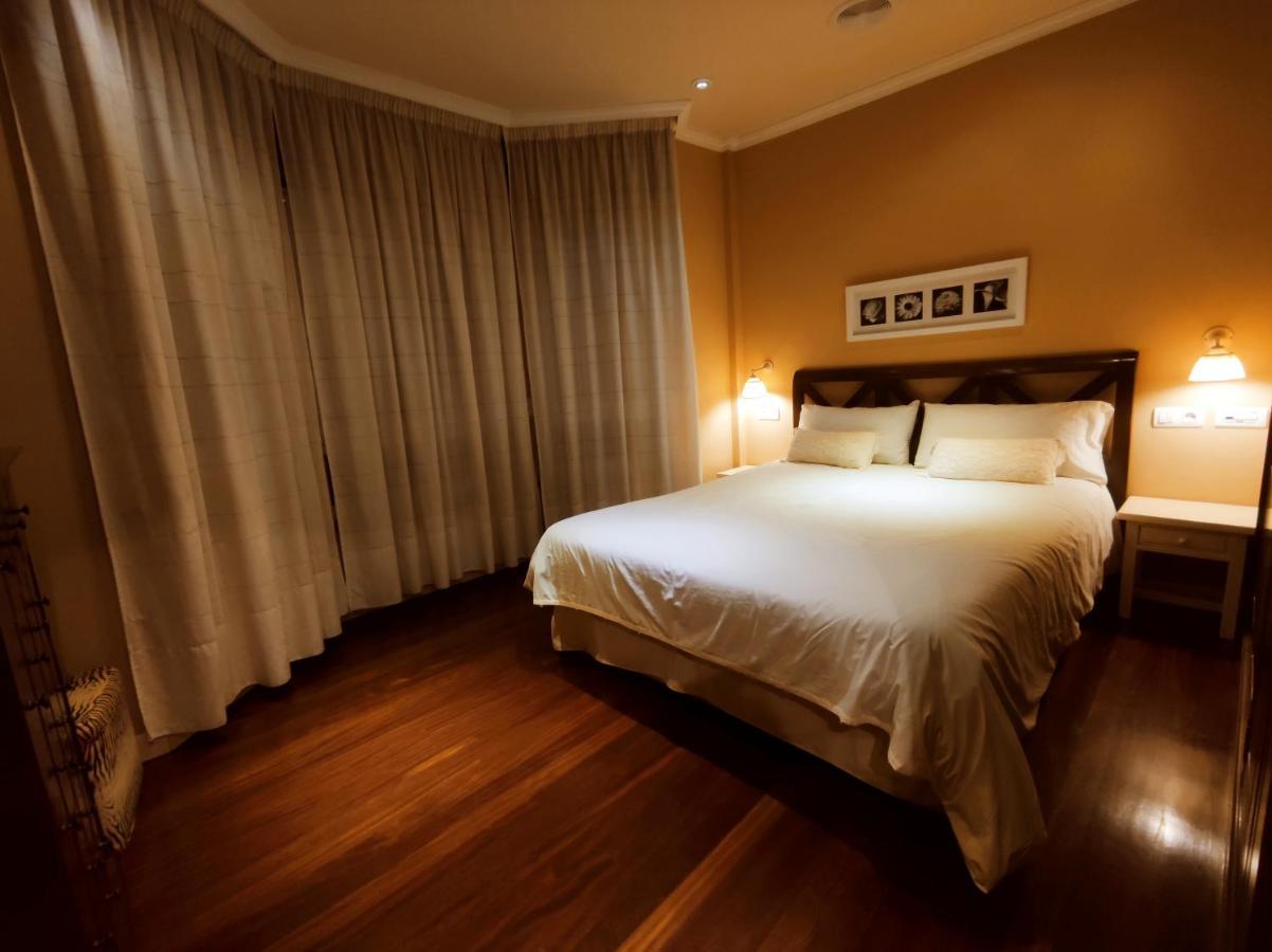 Hhc - Holidays House Compostela Сантьяго-де-Компостела Экстерьер фото