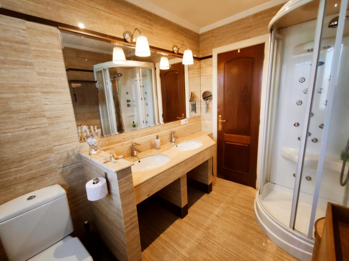 Hhc - Holidays House Compostela Сантьяго-де-Компостела Экстерьер фото