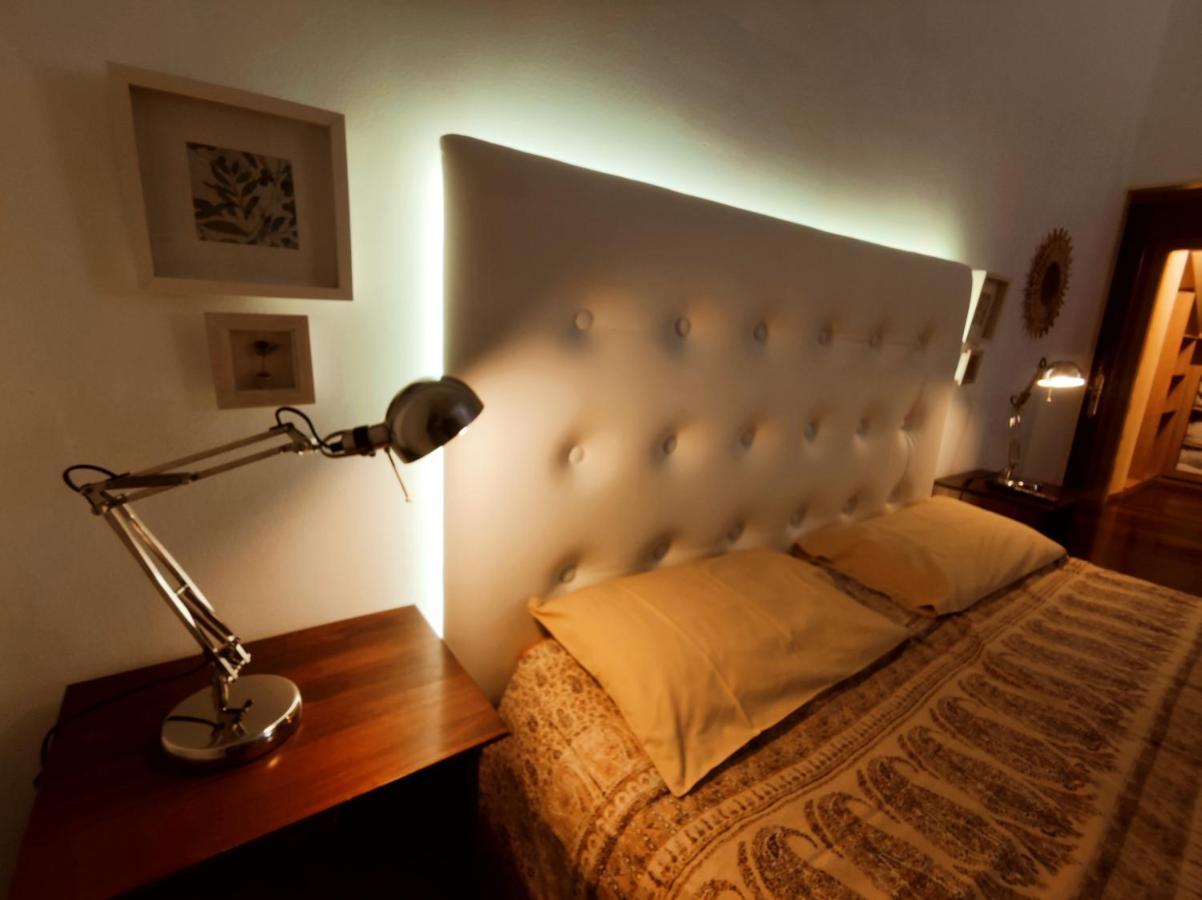 Hhc - Holidays House Compostela Сантьяго-де-Компостела Экстерьер фото